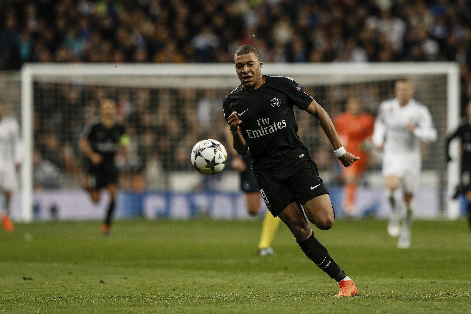 客战梅州建功，英博18岁小将杨铭锐斩获职业生涯首球