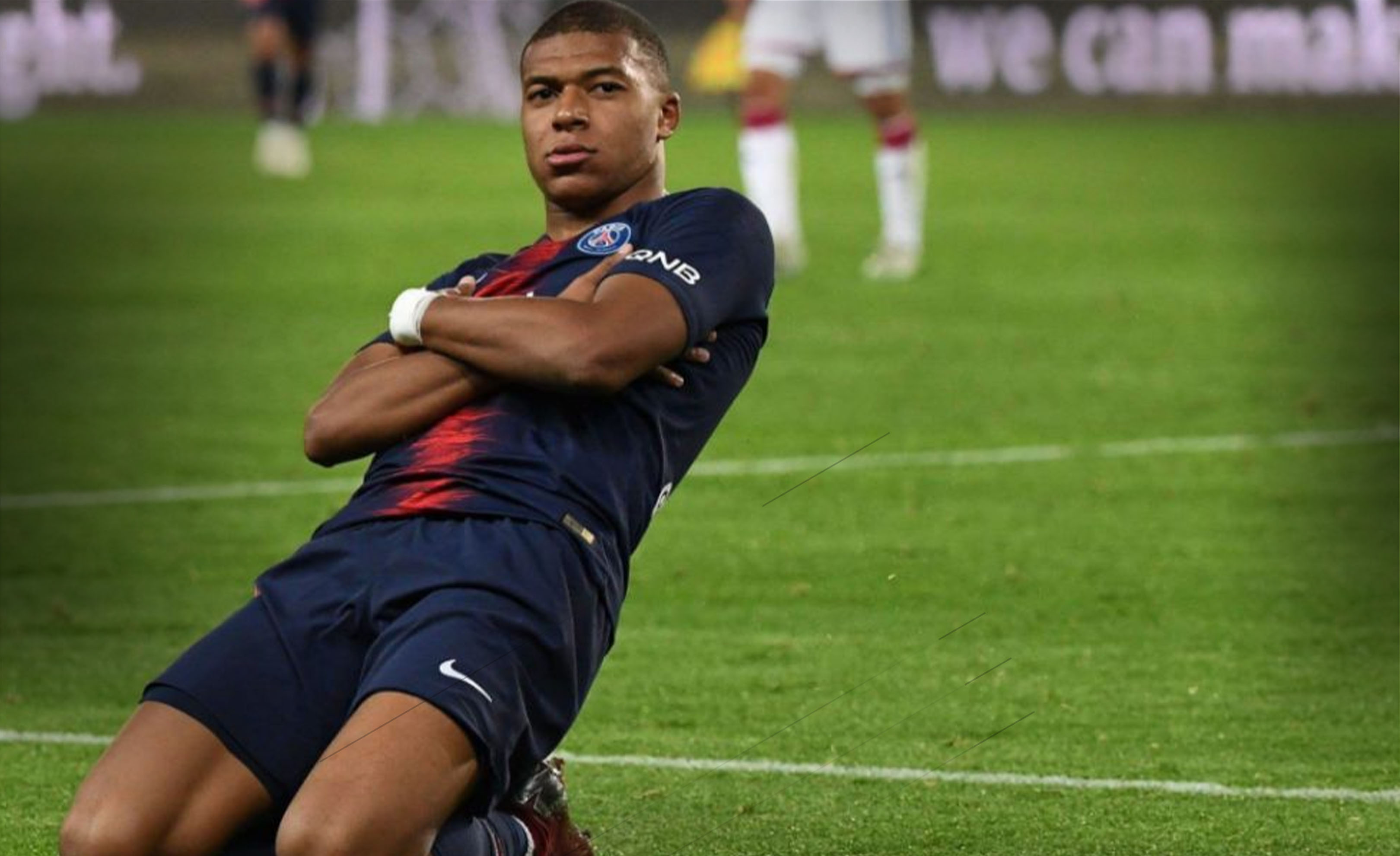 记者：切尔西中场霍尔加盟埃弗顿的转会费为2400万镑+浮动